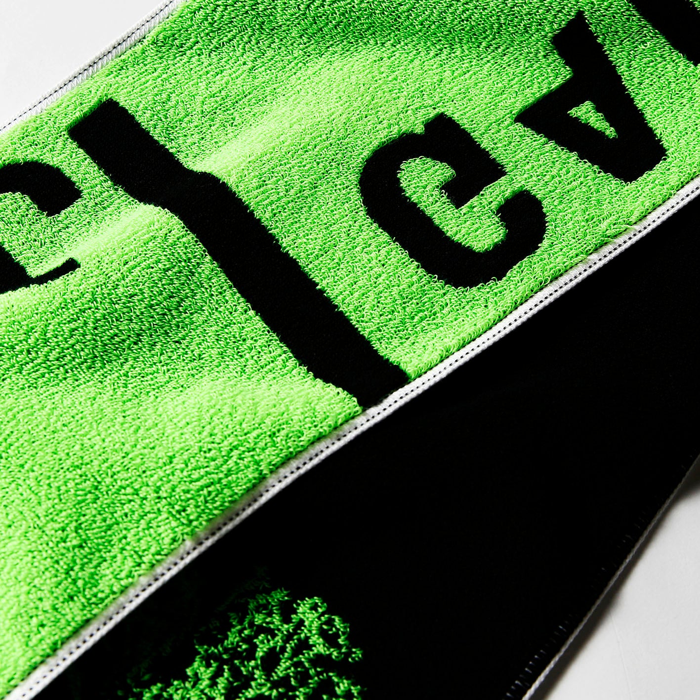 GhM SPORTS TOWEL 2023