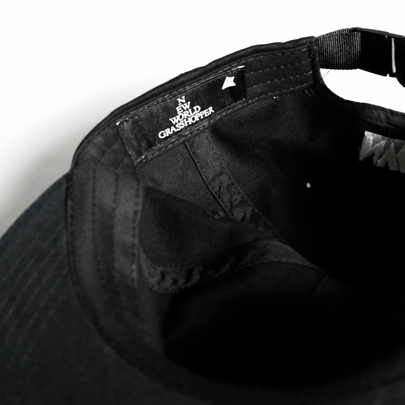 NWG TRIANGLE LOGO FLAT VISOR CAP